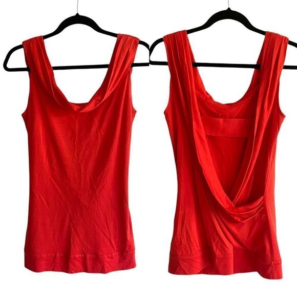 DIANE VON FÜRSTENBERG Silk Draped Sleeveless Blouse Red 6 - Picture 1 of 12